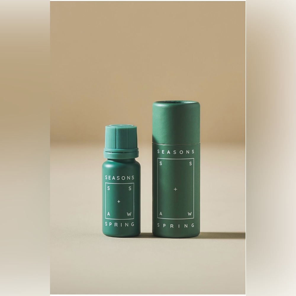 Anthropologie seasons spring essential oil - Picture 2 of 8